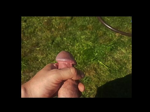 ❤️ Hottie sħun gets pussy roża tagħha fucked u cums bi squirt fi ġnien tas-sajf Porn ta' kwalità lilna mt.3dhentaix.ru ☑