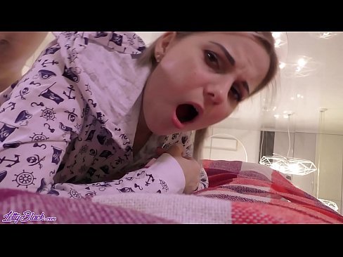 ❤️ Sexy mom tibla u sess pregistyle - cum mill-qrib Porn ta' kwalità lilna mt.3dhentaix.ru ☑